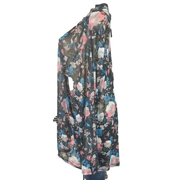 Torrid +6 Sheer Mesh Black Floral Mock Neckline Long Sleeve Pullover Blouse - Picture 5 of 6